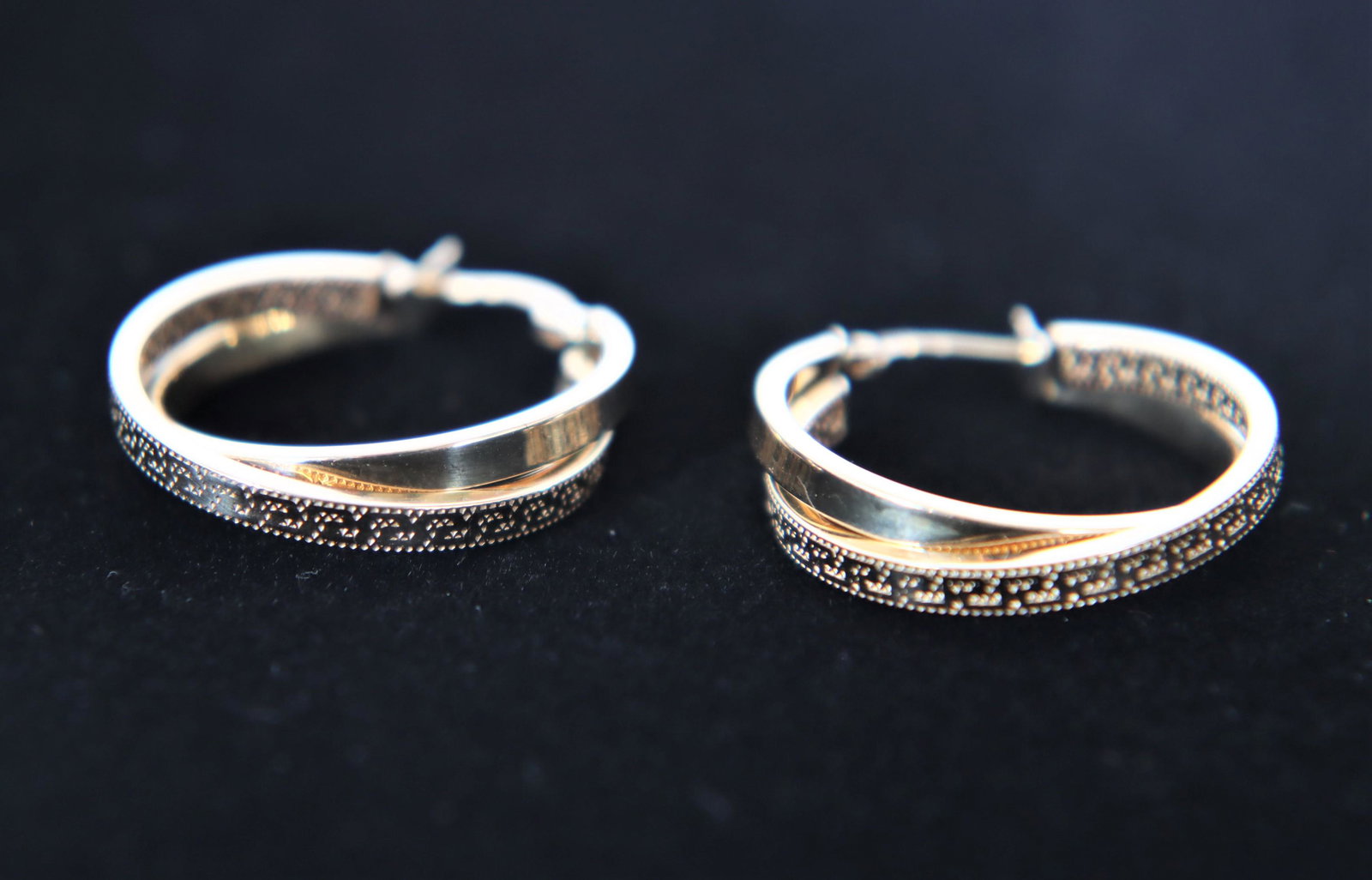Pair of 14k Yellow Gold Hoop Earrings, 1.8 DWT: Pair of 14k Yellow Gold hoop earrings, marked 585 (which is 14k). Approx Weight: 1.8 dwt. Size: 1 1/4 in. Please note that all sales are final. No refunds will be given under any circumstances.