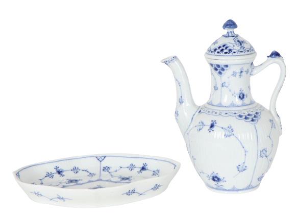 Royal Copenhagen Teapot & Dish (1 of 12)