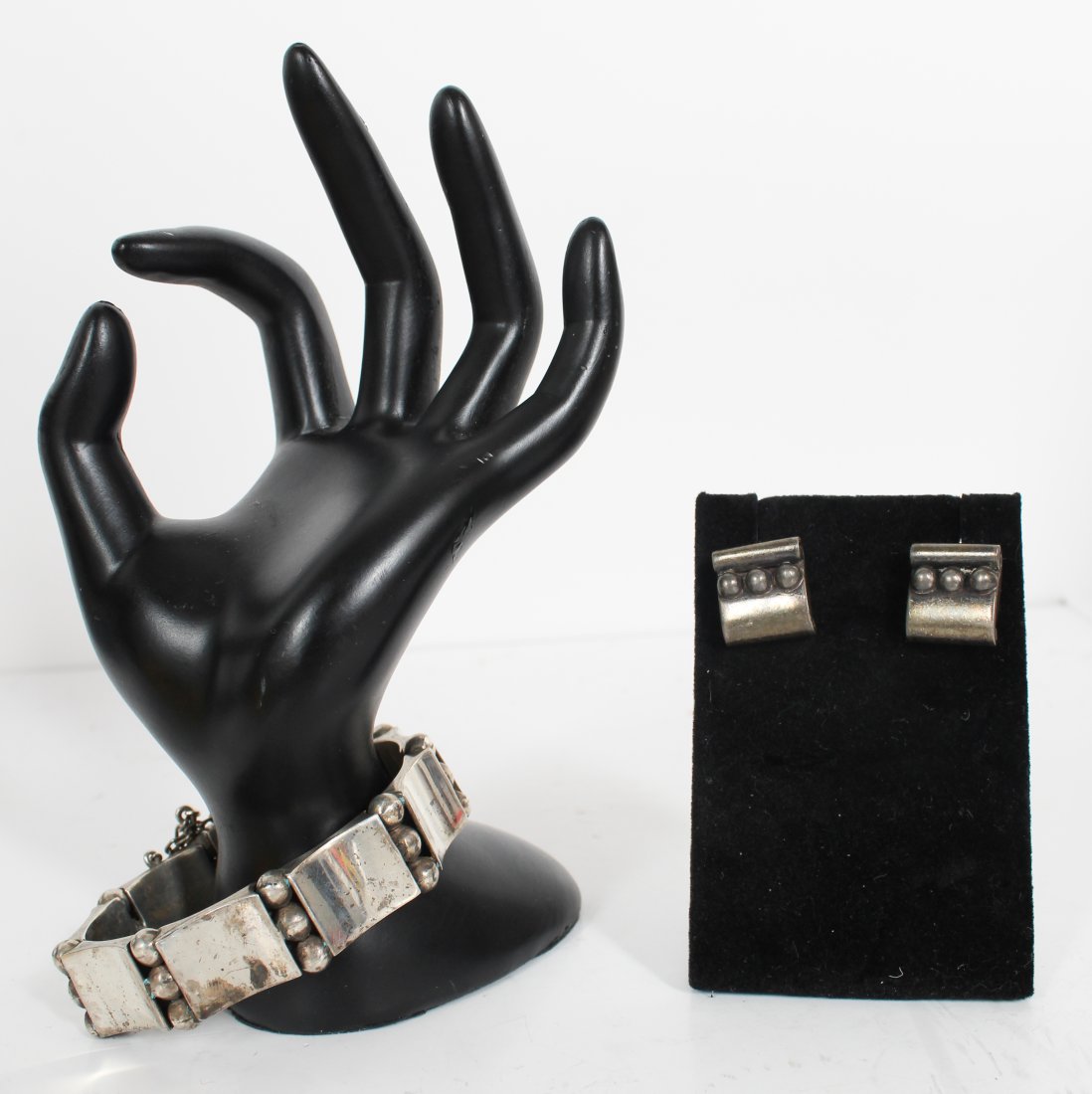 Hector Aguilar Bracelet & Earrings Silver, Taxco (1 of 8)