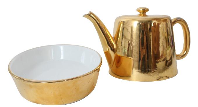 Royal worcester top gold teapot