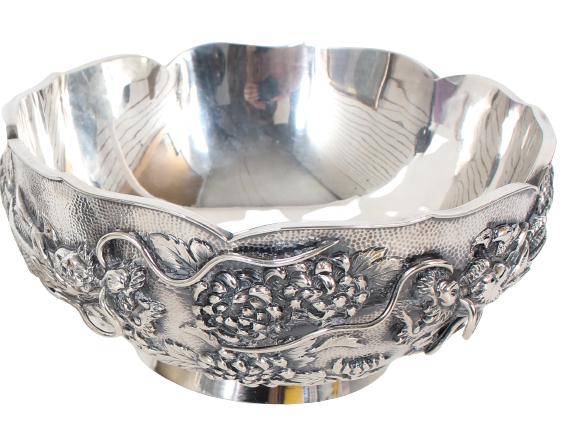 Japanese-Export Silver Dragon Bowl (1 of 6)