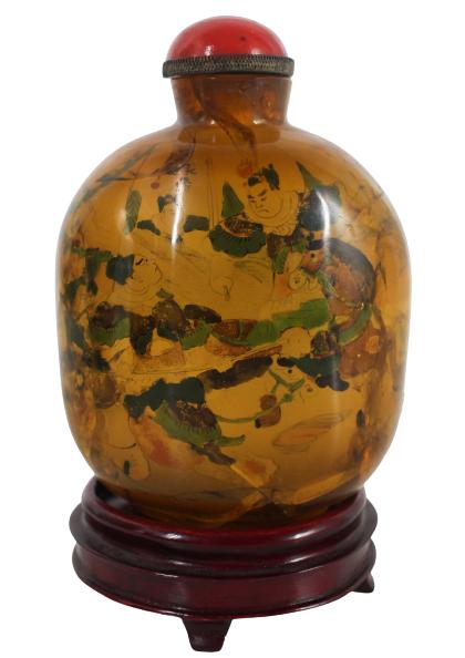 Chinese Reverse Painted Glass Master Snuff Bottle (1 of 8)