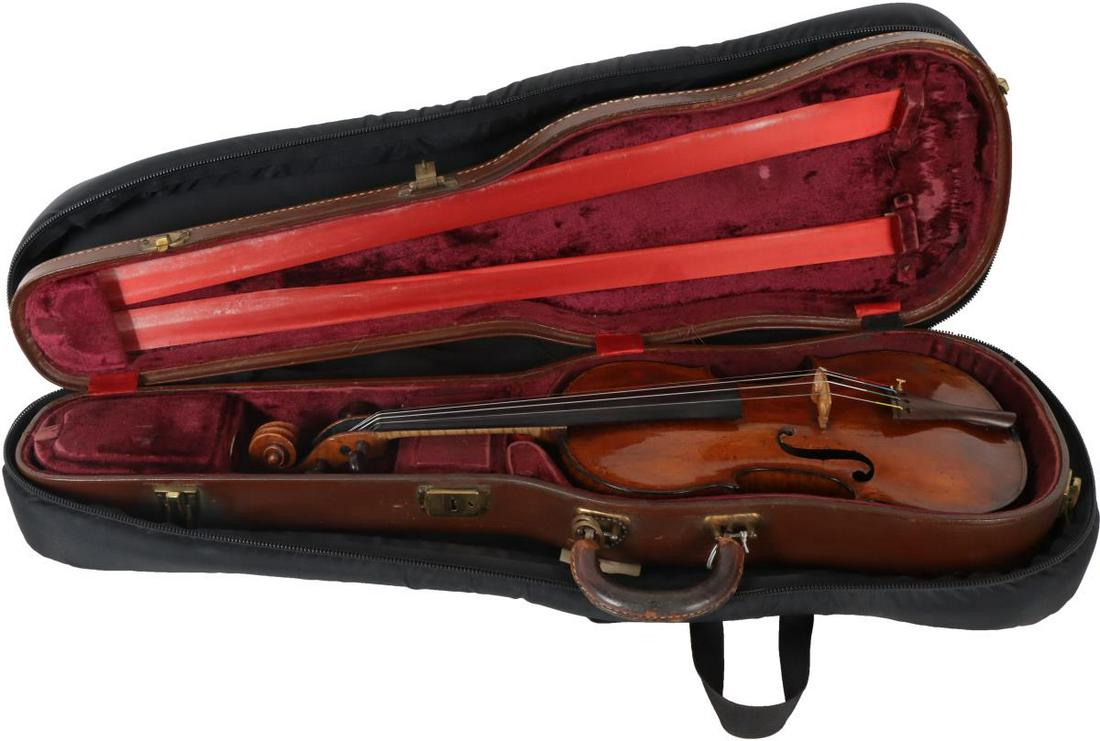 Fine Violin Labeled Francisco Lupot (1 of 15)