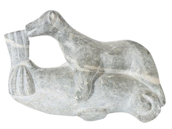 Vintage Eskimo Inuit Sculpture, Mother Seal & Pup (1 of 10)