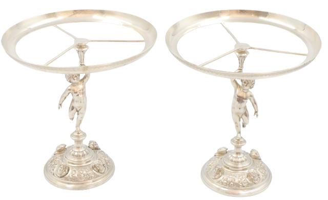 Pair Italian G. Accarisi 800 Silver Tazzas 20 OZT: Italian Silver Figural Tazzas 20.7ozt. Firenze / Florence Angel ca 1900 Italy. Size: 6 x 6 in. #1105