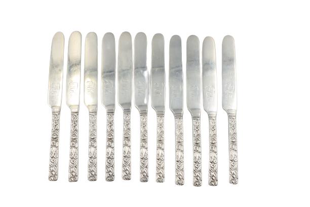 (11) Sterling Silver Repousse A.E. Warner 17.73oz: (11) Sterling Silver Repousse A.E. Warner 17.73ozMonogrammed Size: 7 3/8 in. 1368