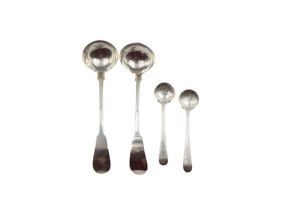 2 Pairs Sterling Silver Spoon Set 2.6zt: 2 Pairs Sterling Silver Spoon Set 2.6zt1 Pair of Irish Sterling Silver1 Pair of diminutive Sterling clam shell bowl spoonsSize: 6 1/8 x 1 3/4 in. #1568