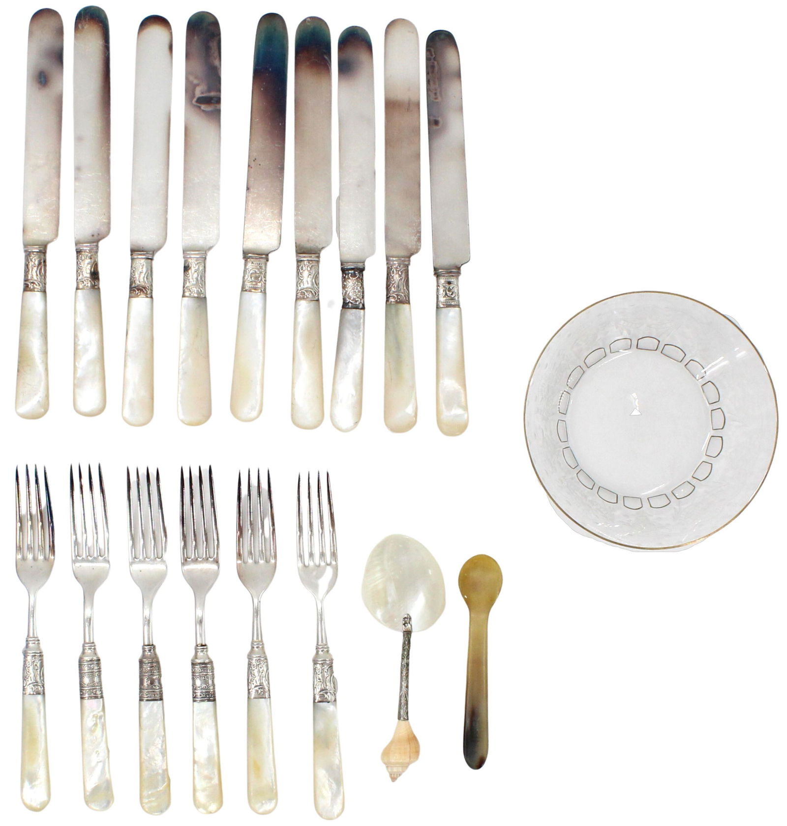 (18)MOP Handled  Forks & Knives/ Moser Bowl (1 of 16)