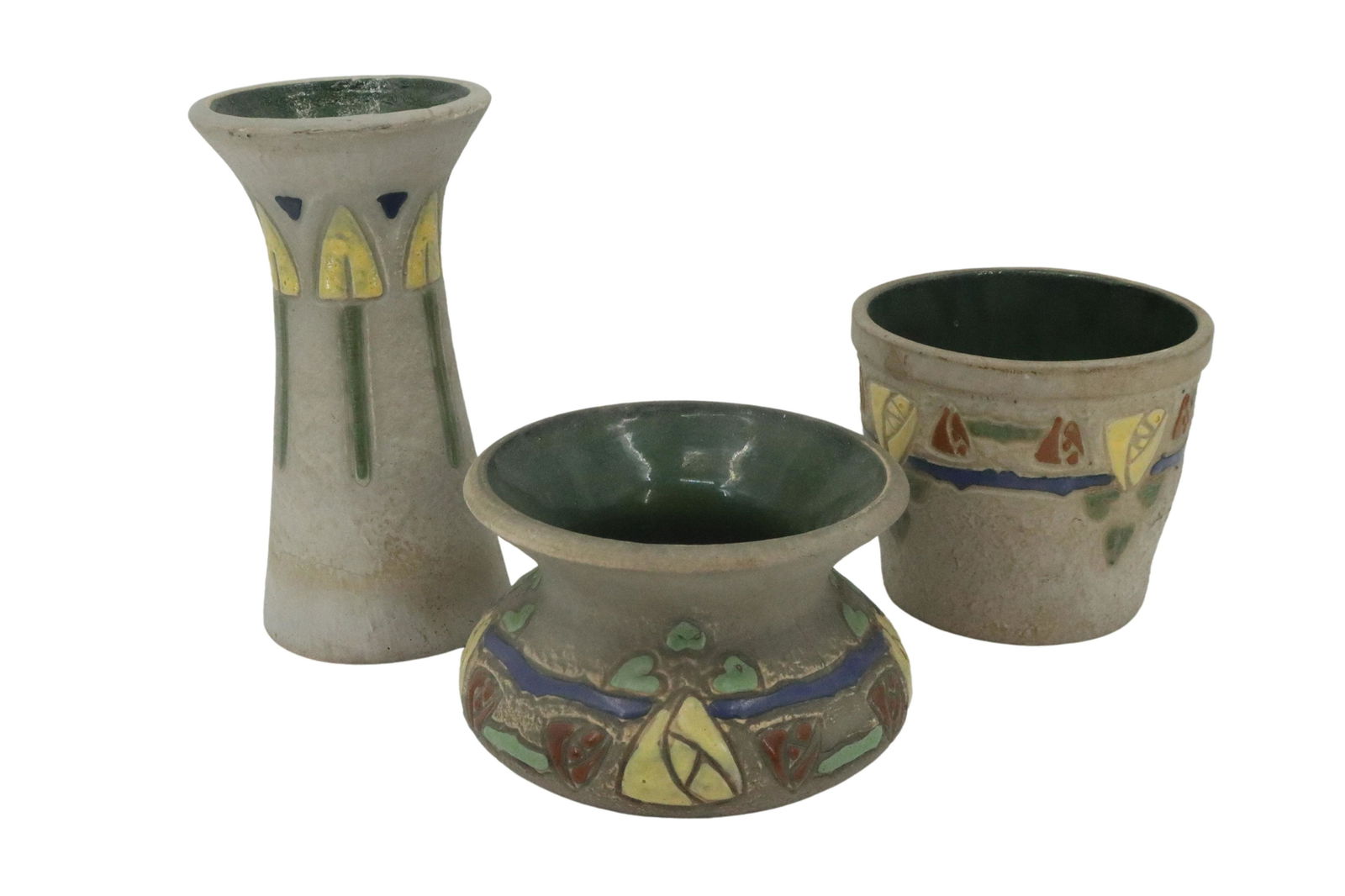 (3) Roseville Mostique Vases & Pot (1 of 17)