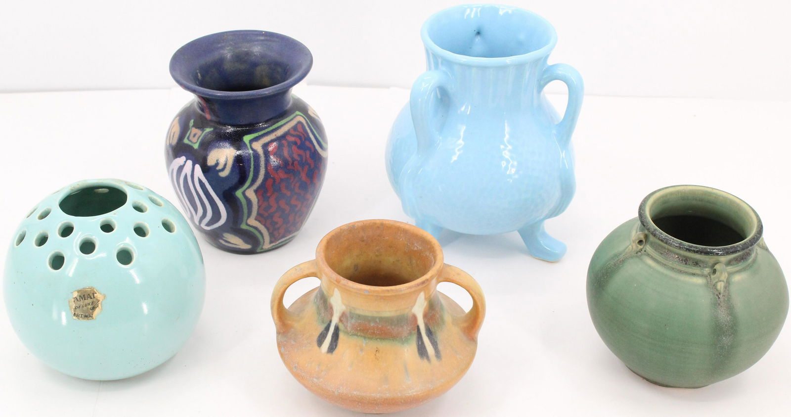 Collection Of 5 American Pottery Roseville (1 of 17)