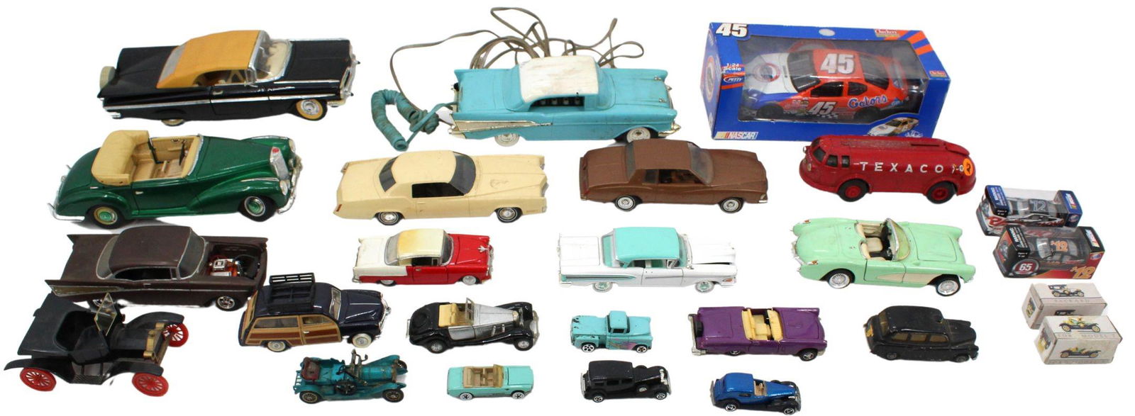 (25) Misc. Car Collectibles AS IS (1 of 20)