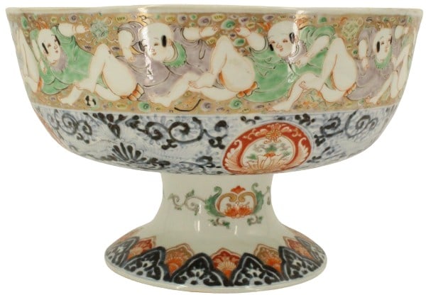 Large Antique Japanese Imari Pedestal Bowl: Large Antique Japanese Imari Pedestal Bowl. Size: 13 x 13 x 8 1/4 in. #1531