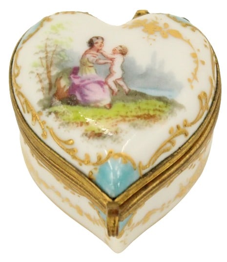 European Heart Shaped German Style Box: European Heart Shaped German Style Box. Fine porcelain. With brilliant gilt interior. Mid to late 20th century. Original mounts. Mark appear to be crossed sword similar to Meissen. Features white porc
