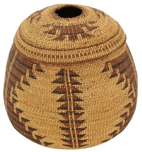 1920's Northern California Hupa Basket (1 of 18)