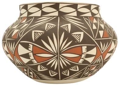 Laguna Pueblo Pottery Signed M. Davis