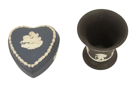 (2) Wedgwood Jasperware Items