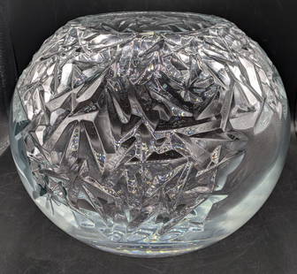 Orrefors Carat Carat Globe Vase XL: Orrefors Carat Carat Globe Vase XL. A contemporary extra large clear globe-shaped vase. Shown with an asymmetrical motif at the top. Orrefors marked. Artist etched signature, Lena Bergstrom. This item
