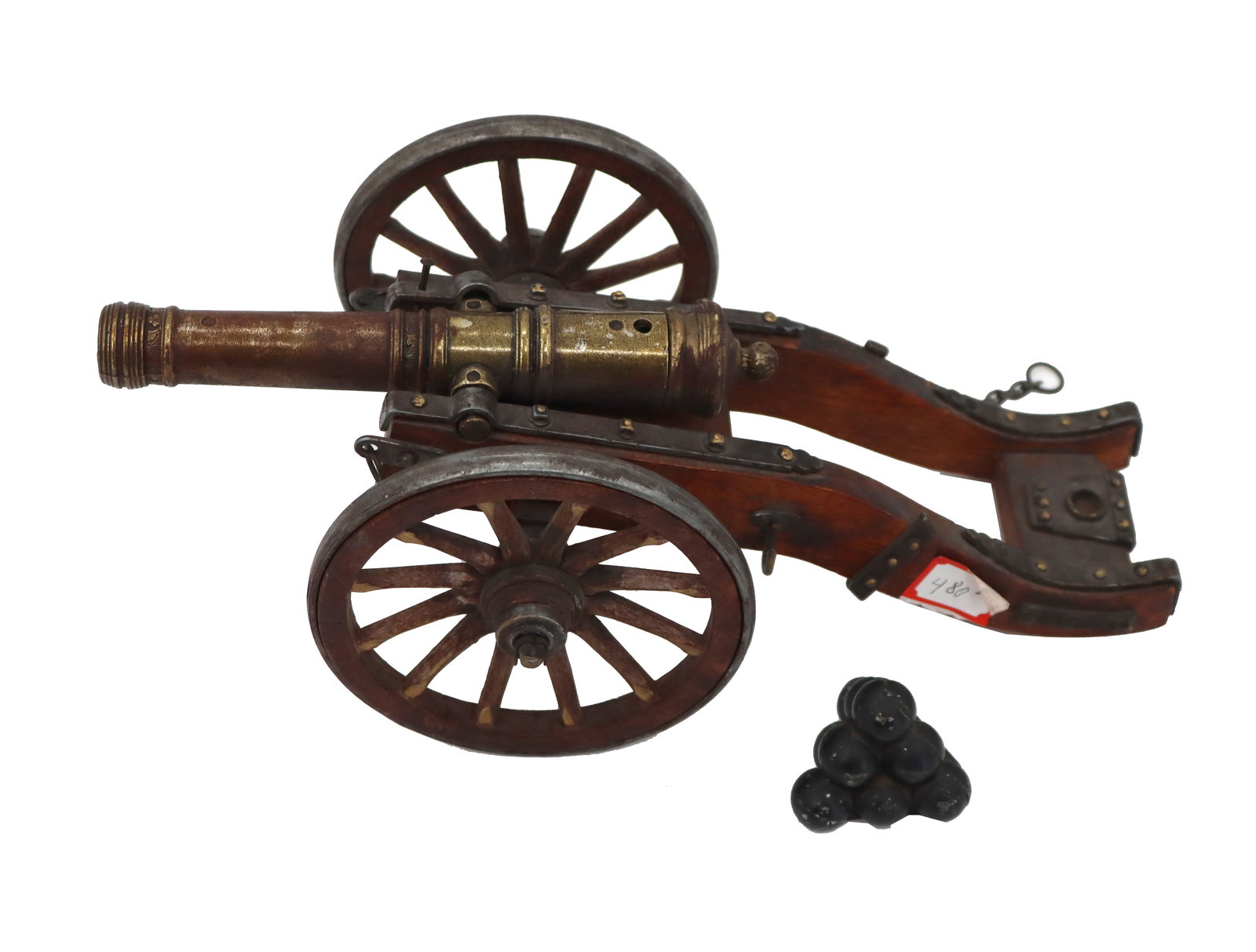 French Model of 18th Century Cannon And Stacked Balls (1 of 18)