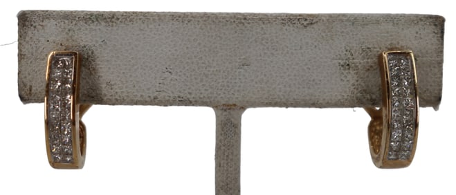 Pair of 14k Snail Earrings With Diamonds - 5.3 g.