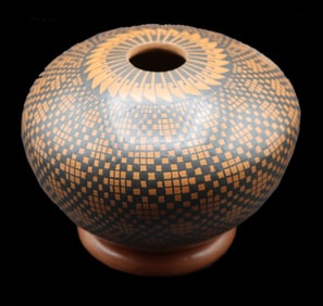 Mata Ortiz Signed Armando Rodriguez Acoma Pueblo Vase