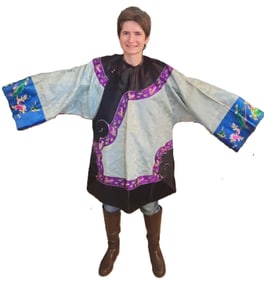 Chinese Silk Embroidered Lady's Robe and Pants