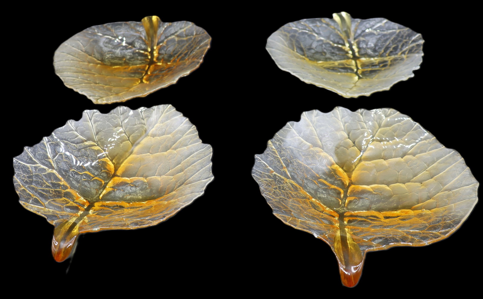 4 Swedish Mats Jonasson Amber Colored Art Glass Leaf Dishes (1 of 18)