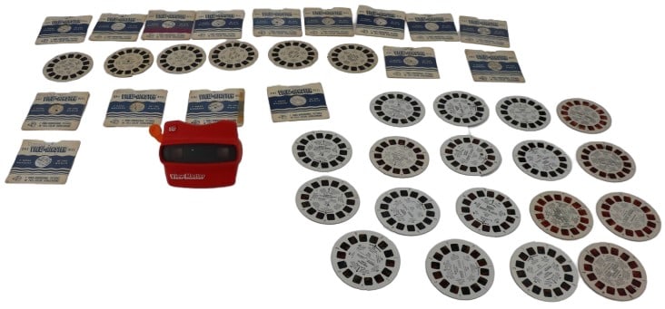 View-Master Viewer & 55 Reels (1 of 14)