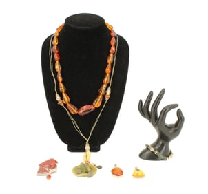 (6) Pieces of Jewelry - Necklaces, Bracelet, and Pendants