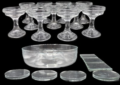 19 Piece Oleg Cassini Glass Tableware Set
