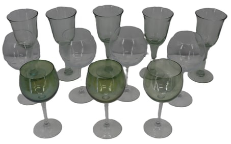 12 Total Stemware Glass Pieces