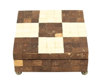 Tiled Wooden Travel Version Tic-Tac-Toe Box