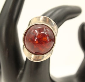 Sterling Silver and Amber Ring - Gross 0.645 ozt.
