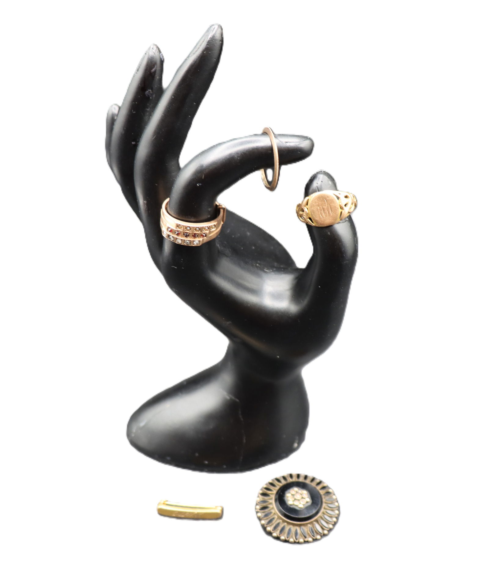 (3) Rings and 2 Brooches - Gross 15.9 g. (1 of 14)