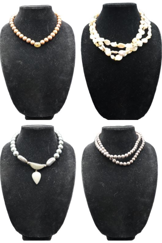 (4) Pearl Necklaces (1 of 16)
