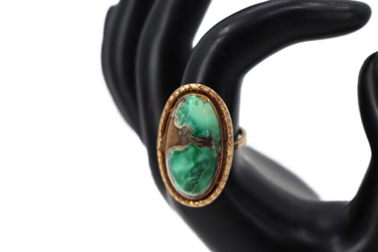 Tested 14k Gold and Turquoise Ring - Gross 7.2 g.