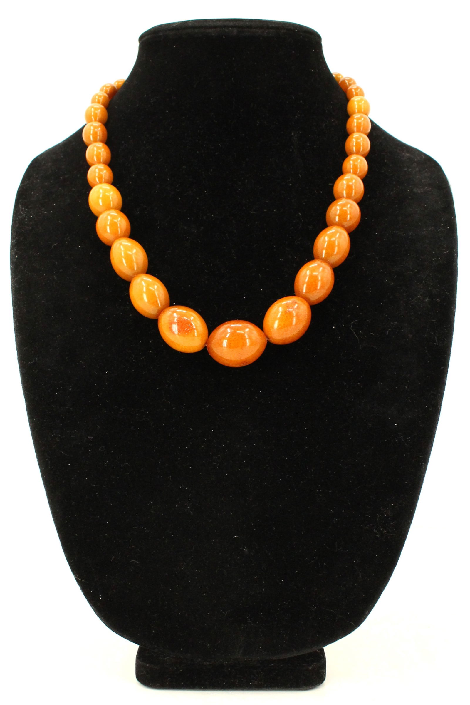 Polished Baltic Amber Necklace (1 of 5)