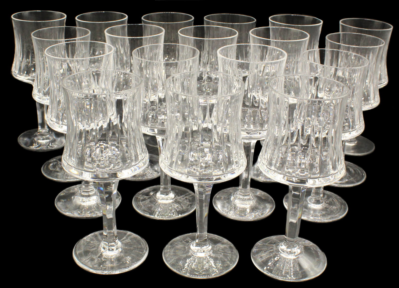 (18) Royal Doulton Sonnet Concave Sided Cut Claret Wine Glasses: (18) Royal Doulton Sonnet Concave Sided Cut Claret Wine Glasses. Designed for medium-to-full bodied wines. Marked on bases. Size: 3 x 3 x 6 1/2 in. Royal Doulton is an English ceramic