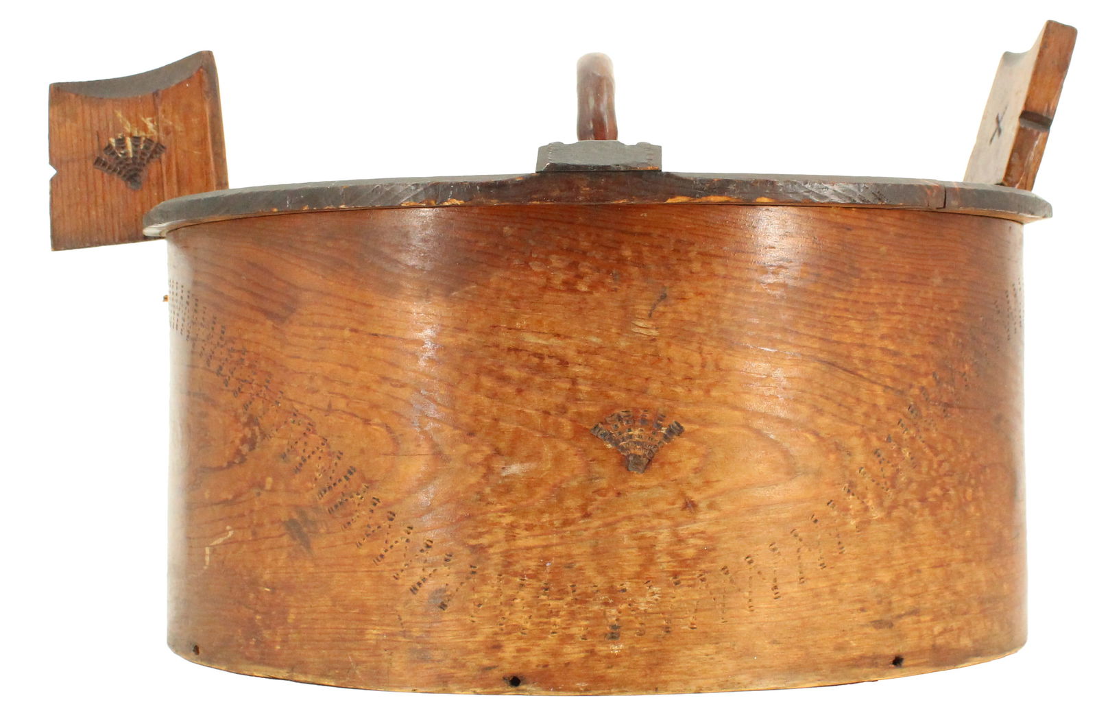 Antique Scandinavian Style Bentwood Box: Antique Scandinavian Style Bentwood Box. Size: 18 x 15 3/4 x 10 1/2 in. #6080