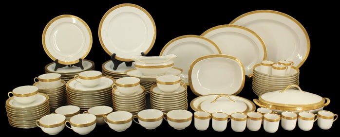 (125) Limoges Porcelain Pieces