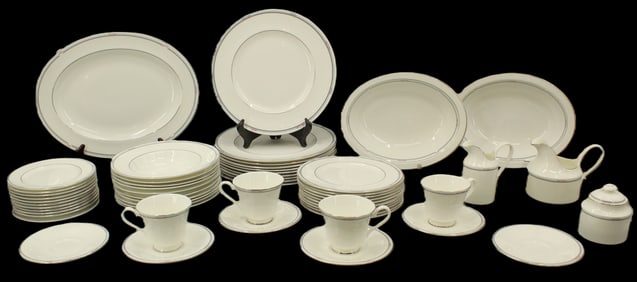 (57) Royal Doulton English Fine Bone China Pieces