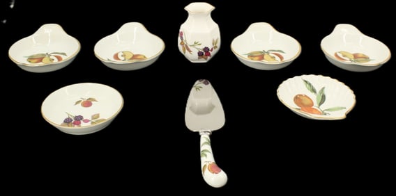 (8) Royal Worcester Evesham Patterned Porcelain Items