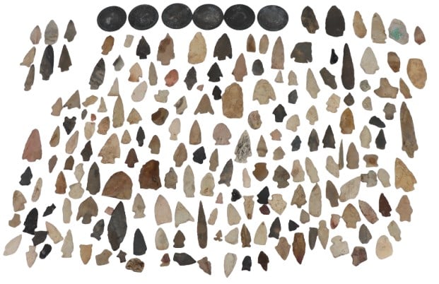 Large Collection of Arrow Heads and Carved Stones (1 of 19)