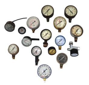 Group of (16) Vintage PSI Gauges