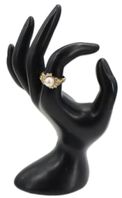 18k Gold, Diamond, and Pearl Ring - Gross 6 g.