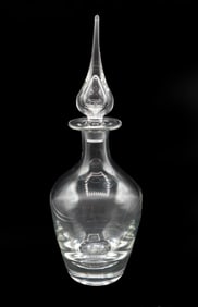 Glass Decanter with Raindrop Topper