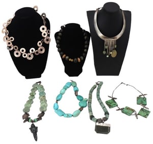 (7) Bold Statement Necklaces
