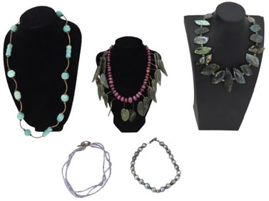 (5) Unique Beaded Necklaces