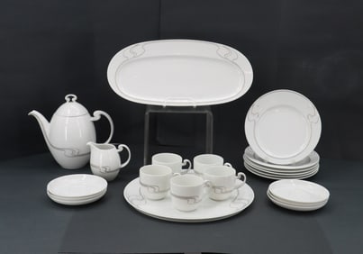 (21) Piece German Rosenthal Studio Tea Set