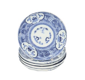 (5) Vintage Japanese Imari Blue and White Export Porcelain Plates