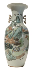 Antique Chinese Famille Rose Porcelain Vase